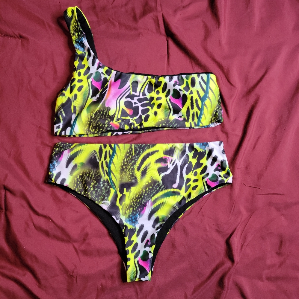 Printed swimsuit